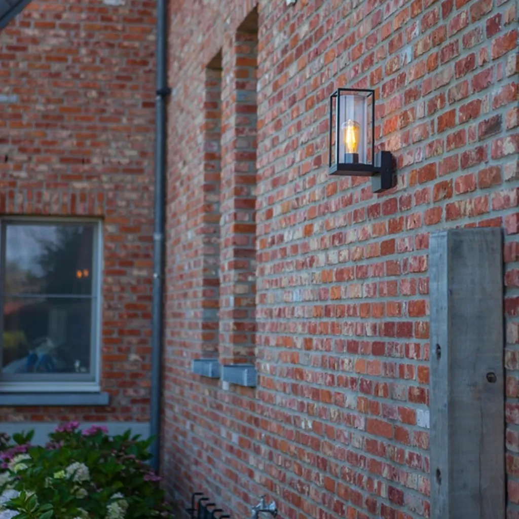 Buitenlamp Flair lantaarn op voet zwart IP44>Straluma Store