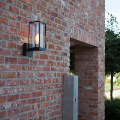 Buitenlamp Flair lantaarn op voet zwart IP44><noscript><img width=