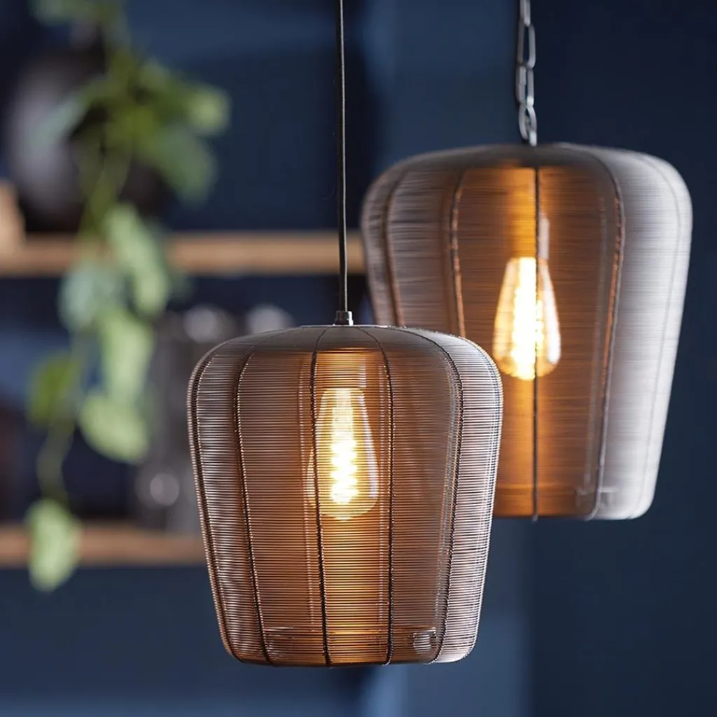Kleine draad hanglamp Adeta mat zwart>Straluma Store